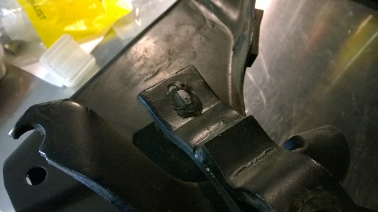 cracked clutch pedal weld